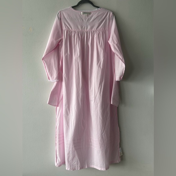 Eileen West Light Pink Button-Down Robe - Picture 10 of 14